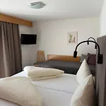 Garni Ehrenreich 3* Sölden
