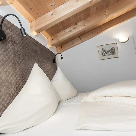 Bed and Breakfast Garni Ehrenreich 3*